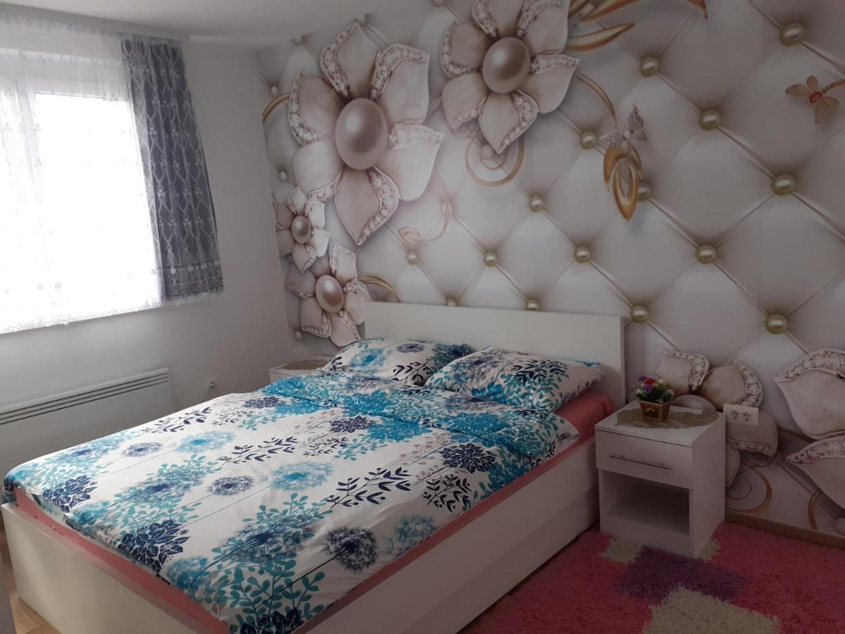 Апартаменты Apartman "Aroma 1"Белашница Экстерьер фото