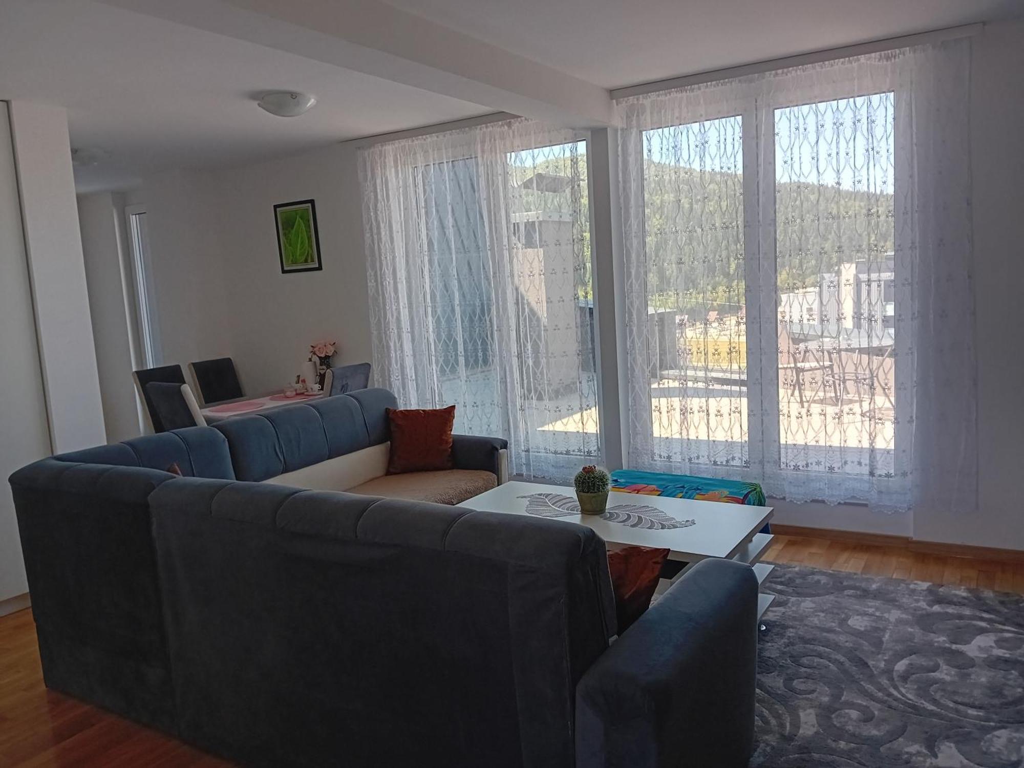 Апартаменты Apartman "Aroma 1"Белашница Экстерьер фото
